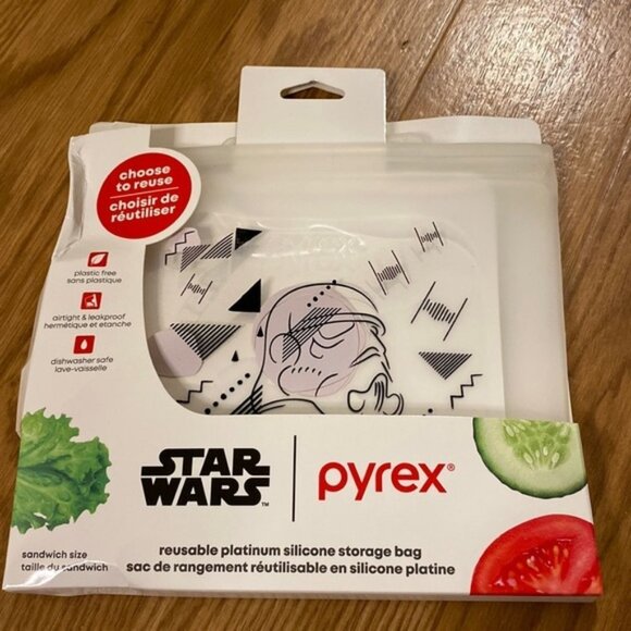 PYREX Star Wars Reusable Platinum Silicone Storage Bag - Sandwich Size (New) - Picture 1 of 12